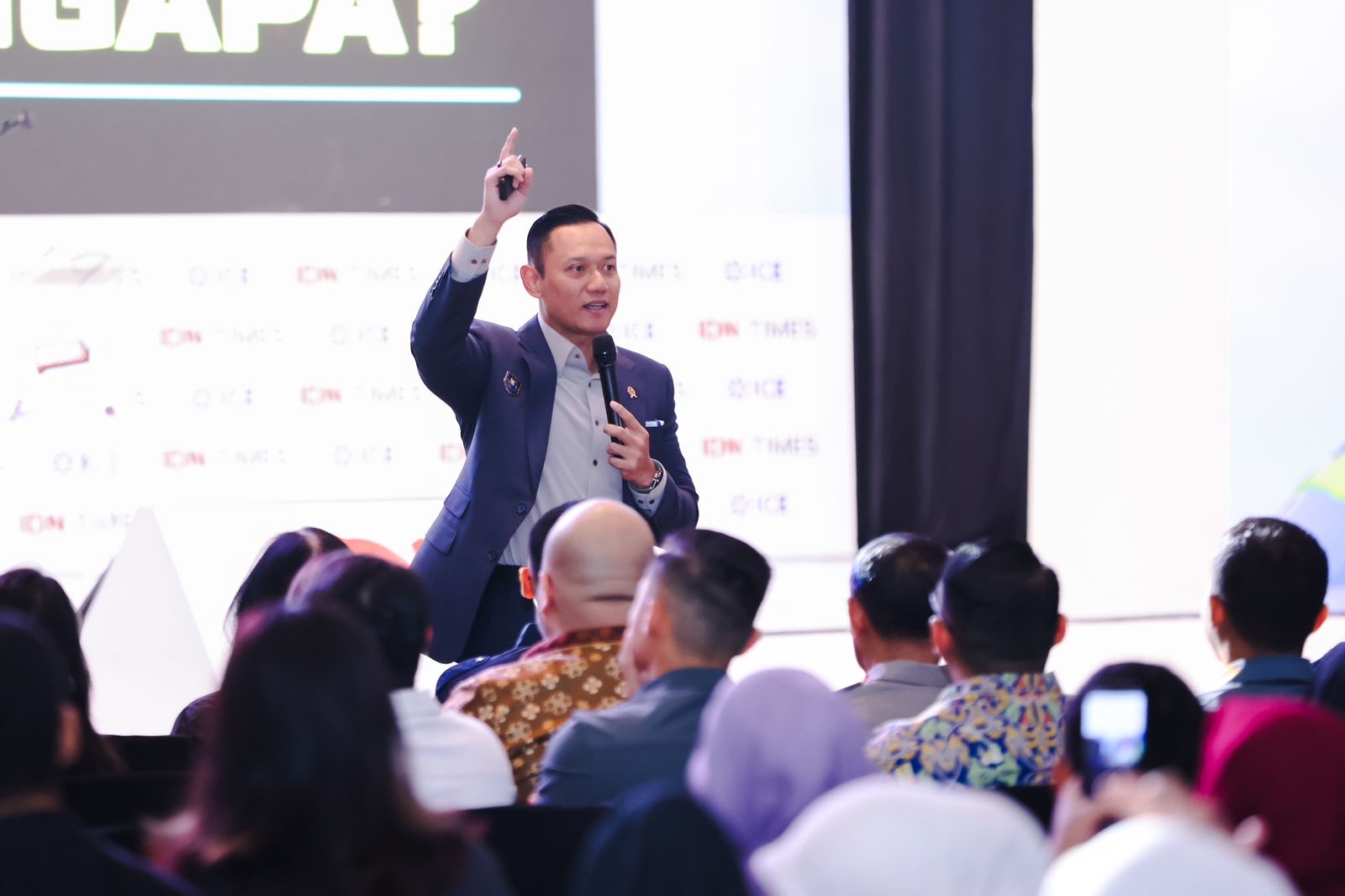 Hadiri Indonesia Summit 2025, Menko AHY Ajak Generasi Muda Jadi Ujung Tombak Pembangunan Nasional