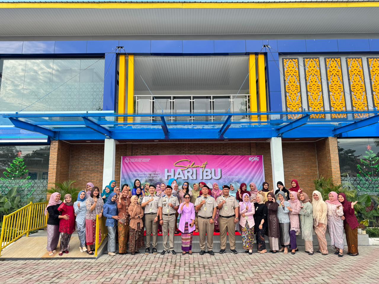 Kepala Seksi Penataan dan Pemberdayaan Pimpin Upacara Peringatan Hari Ibu Ke-97 di Kantor Pertanahan Kabupaten Asahan