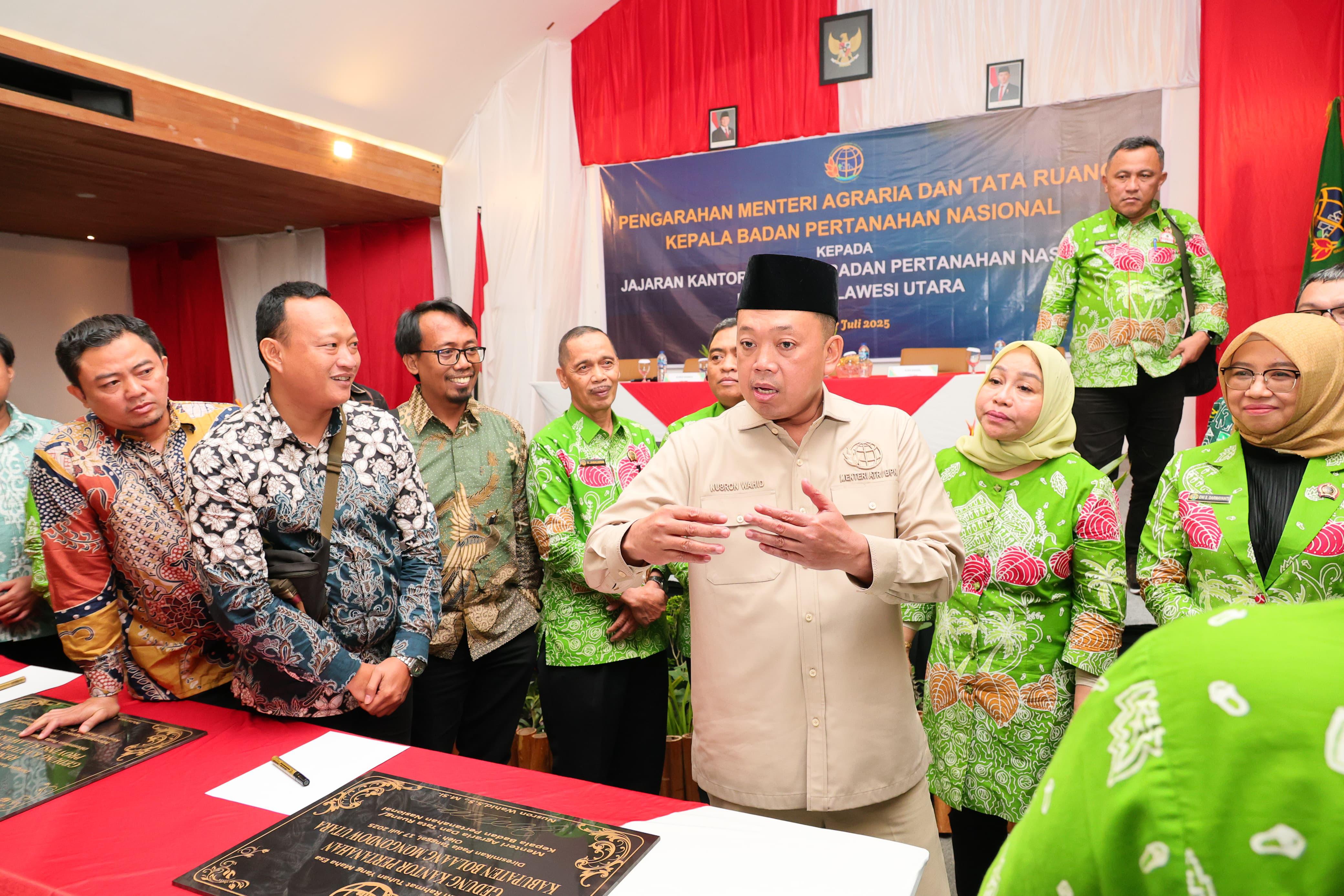 Hadapi Tiga Tantangan, Menteri Nusron Sampaikan Soal Penguatan Sistem dan SDM di Hadapan Jajaran Kanwil BPN Provinsi Sulut