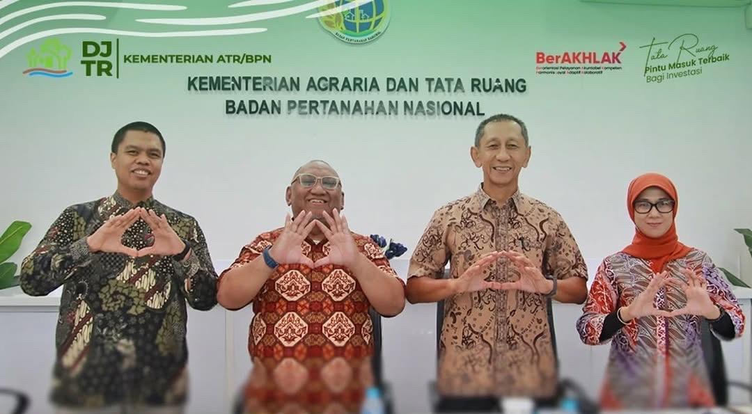 Webinar Nasional Tata Ruang Series : Digitalisasi dan Inovasi dalam Tata Ruang "Integritas RDTR dalam OSS untuk Perizinan"