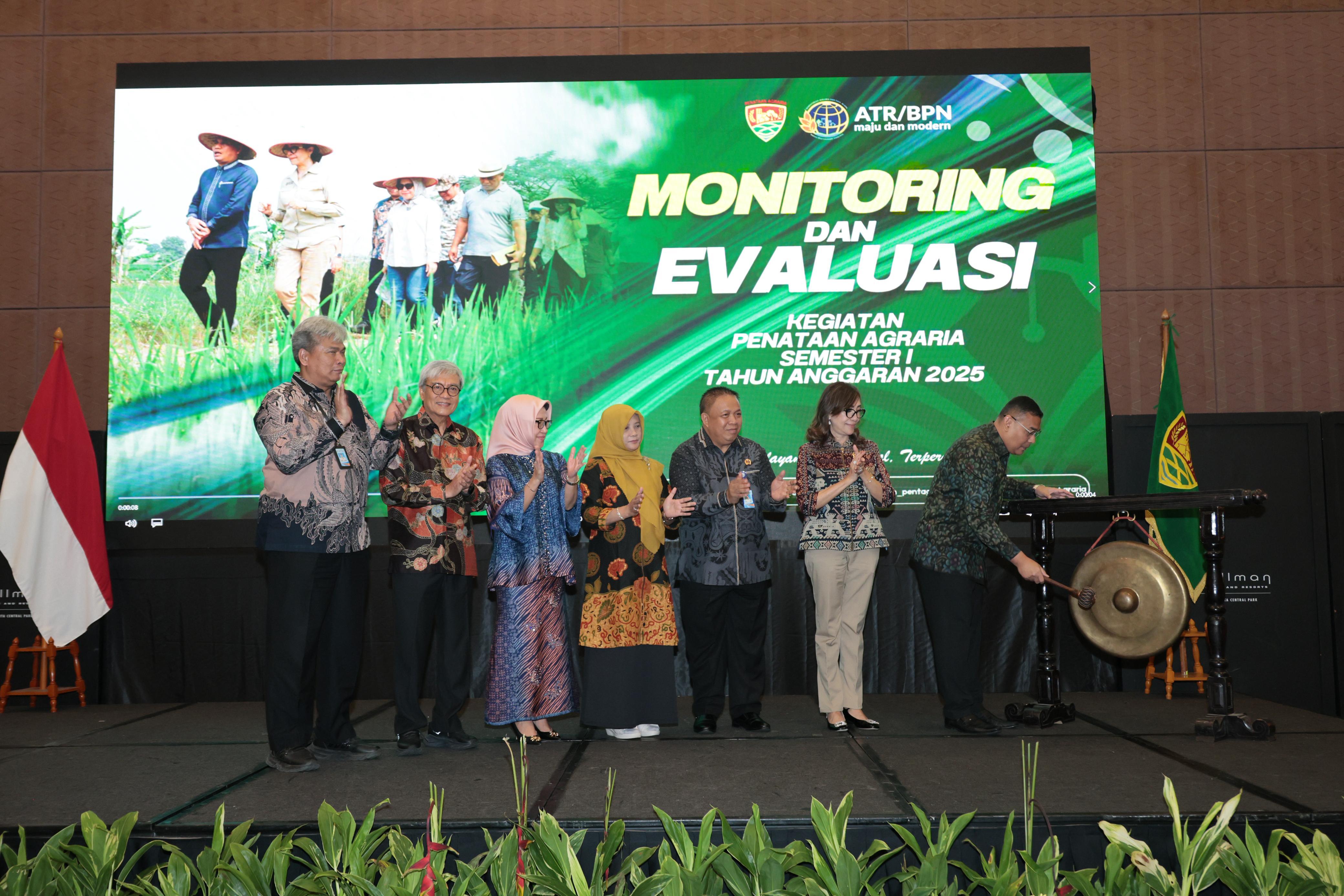 Buka Monev Penataan Agraria Semester I 2025, Wamen Ossy Tekankan Pentingnya Penataan Akses demi Peningkatan Taraf Hidup