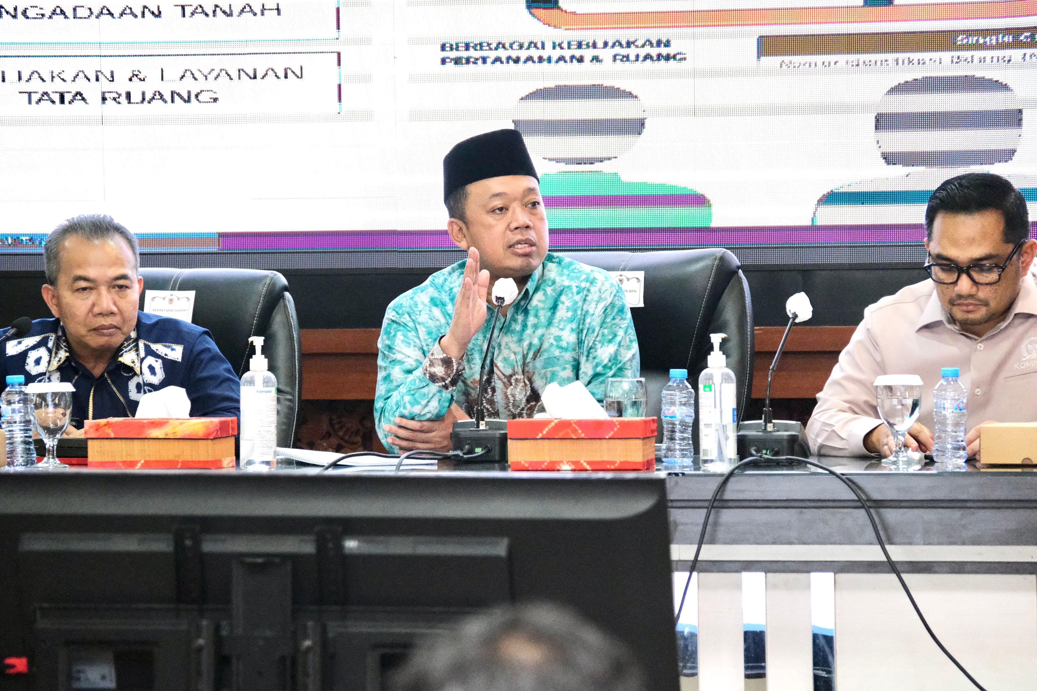 Menteri Nusron Ajak Pemerintah Daerah Se-Kalimantan Selatan Kawal Empat Program Strategis Kementerian ATR/BPN