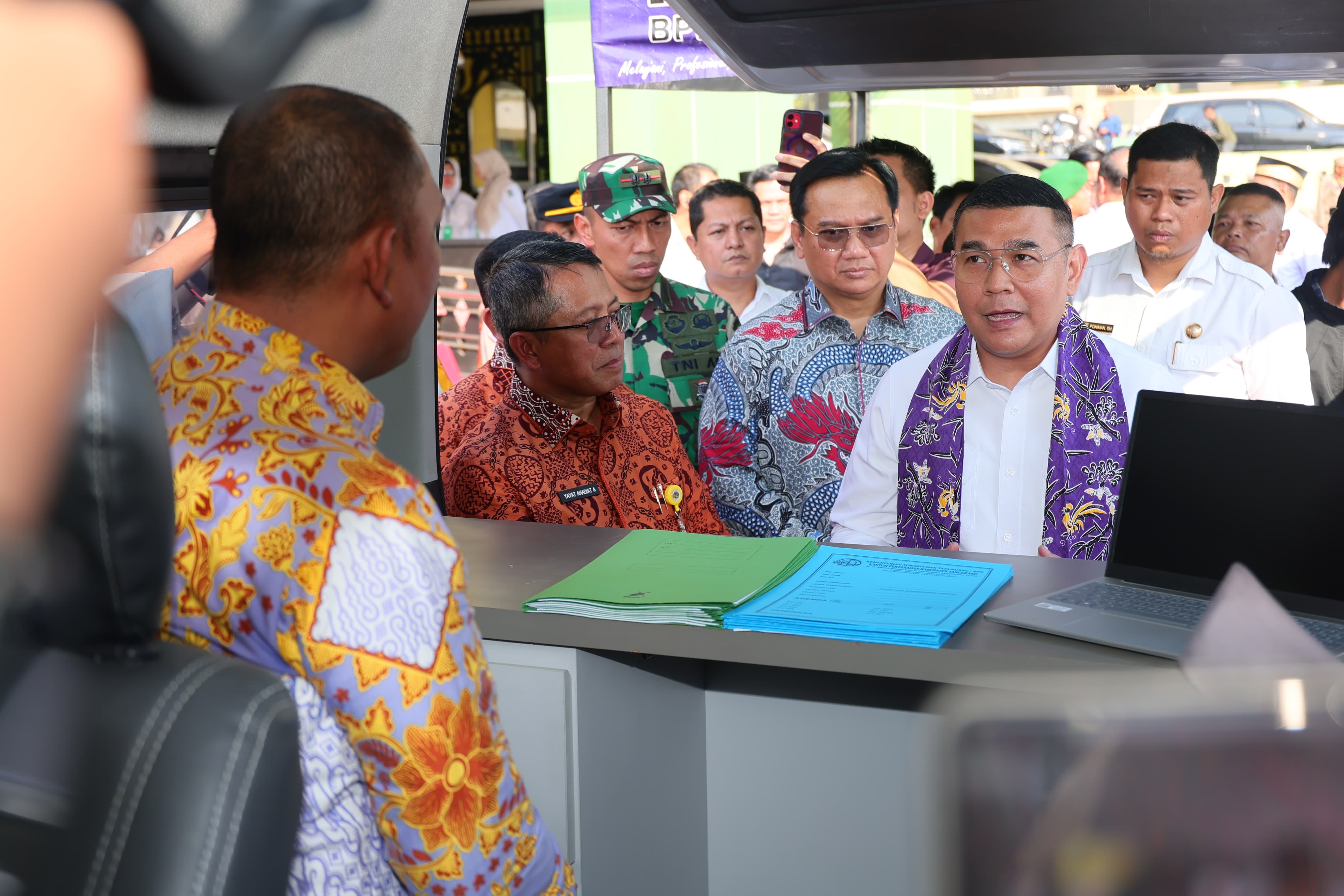 Tinjau Layanan Sertipikat Keliling di Kabupaten Tanggerang, Wamen Ossy: Wujud Peningkatan Pelayanan Publik
