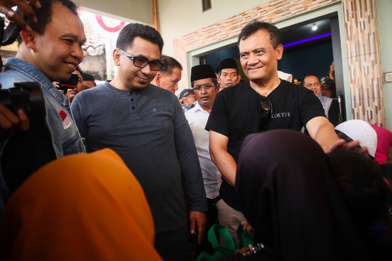 Silaturahmi dengan Waga Babalan Demak, Luthfi-Yasin Bakal Bangun Jalan, Jembatan, dan SLB